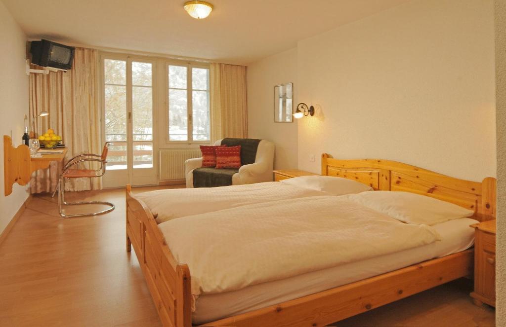Hotel Restaurant Jungfrau Lauterbrunnen Exteriör bild